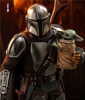 The-Mandalorian-and-The-Child-16-Scale-Collectible-Set