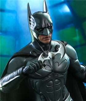Batman-Forever-sonar-suit-16