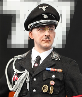 Himmler-and-the-black-soldier-of-ceremony-GM645-GM647