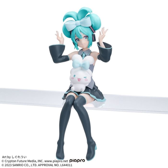 Sega Chokonose Premium Figure Hatsune Miku X Cinnamoroll