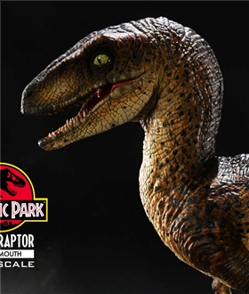 Jurassic-Park-Film-Velociraptor-Open-Mouth