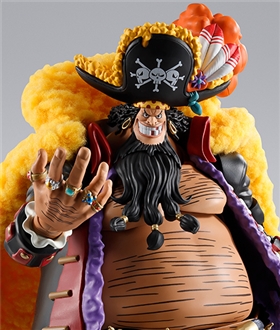 SHFiguarts-Marshall-D-Teach-Four-Emperors-