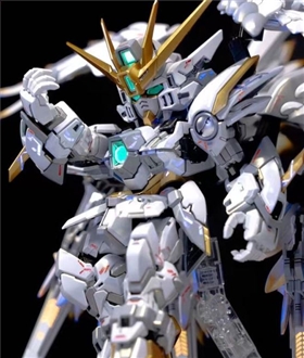 MGSD-Wing-Gundam-Zero-Custom-Snow-White-Version-with-Shortened-Twin-Buster-Rifle