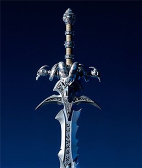 World-of-Warcraft-20th-Anniversary-Frostmourne-Collectors-Edition-Replica