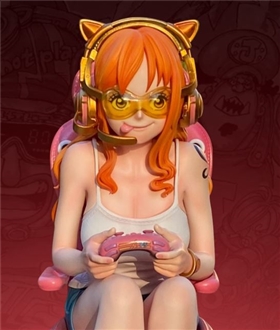 Nami Playing Games - One Piece