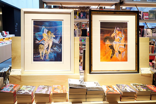 ชมบรรยากาศสุดเนี๊ยบ พร้อมภาพสุดอาร์ตที่ร้านหนังสือใหม่ของญี่ปุ่น Ginza House Bookstore