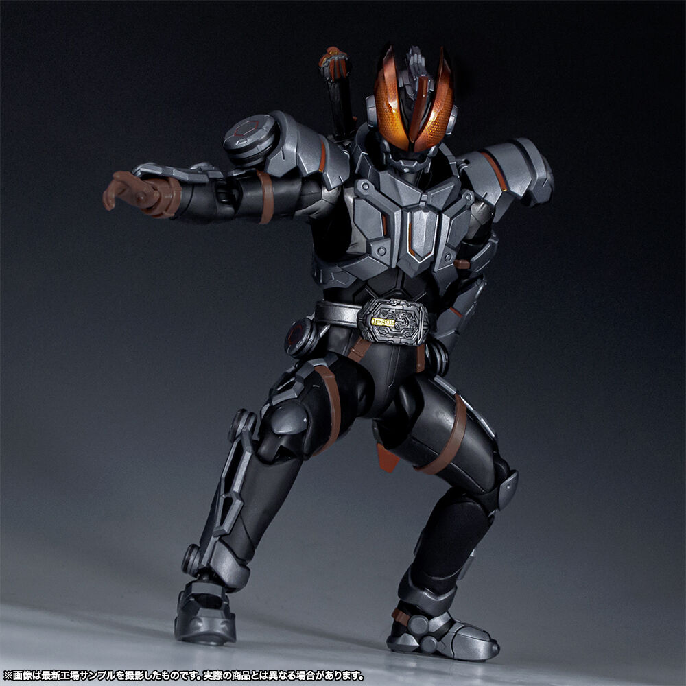 พรววงาม ๆ SHFiguarts Kamen Rider Buster Genbu Shinwa