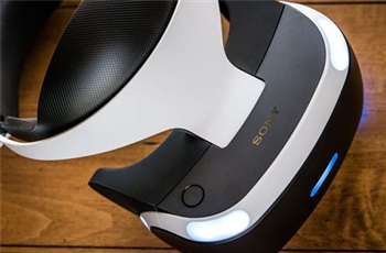 ลดอีกแล้ว!! PlayStation VR (รุ่นรวมกล้อง)