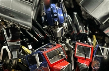 พรีวิวต้นแบบงานปั้นลงสีของ Queen Studios - Jetpower Optimus Prime vs Megatron