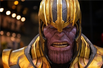 ภาพถ่ายจากสินค้าจริงของ Thanos ค่าย Queen Studios