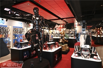 หลากหลายสินค้า Marvel ที่จัดโชว์ในร้าน Toy Sapiens Tokyo ประเทศญี่ปุ่น