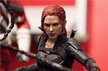 รีวิวภาพถ่ายจริง Hot Toys Black Widow