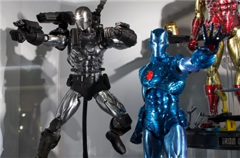 รีวิวภาพถ่ายจริง War Machine และ Iron Man (Stealth Armor)