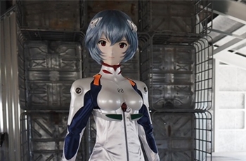 ชมตุ๊กตาขนาดเท่าตัวจริงขยับได้ของ Rei Ayanami จากการ์ตูน Evangelion