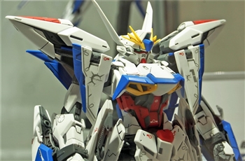 MG Eclipse Gundam จัดโชว์ครั้งแรกที่ Gundam Base Tokyo