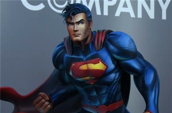 ชัด ๆ กับงานปั้น DC Comics Superman Statue ขนาด 1/6 โดย Good Smile Company