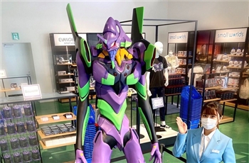 ใหญ่จัดปลัดบอก กับหุ่น Evangelion EVA-01 ขนาด 2 เมตร