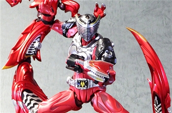 ภาพรีวิวงาม ๆ ของ SIC Kamen Rider Ryuki จาก Bandai