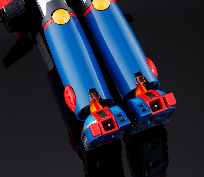 DX Soul of Chogokin - Chodenji Robo Combattler V