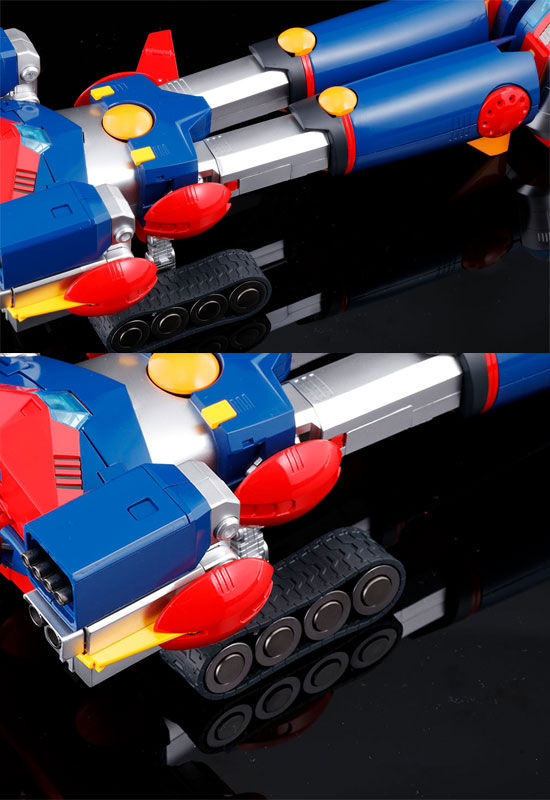 DX Soul of Chogokin - Chodenji Robo Combattler V