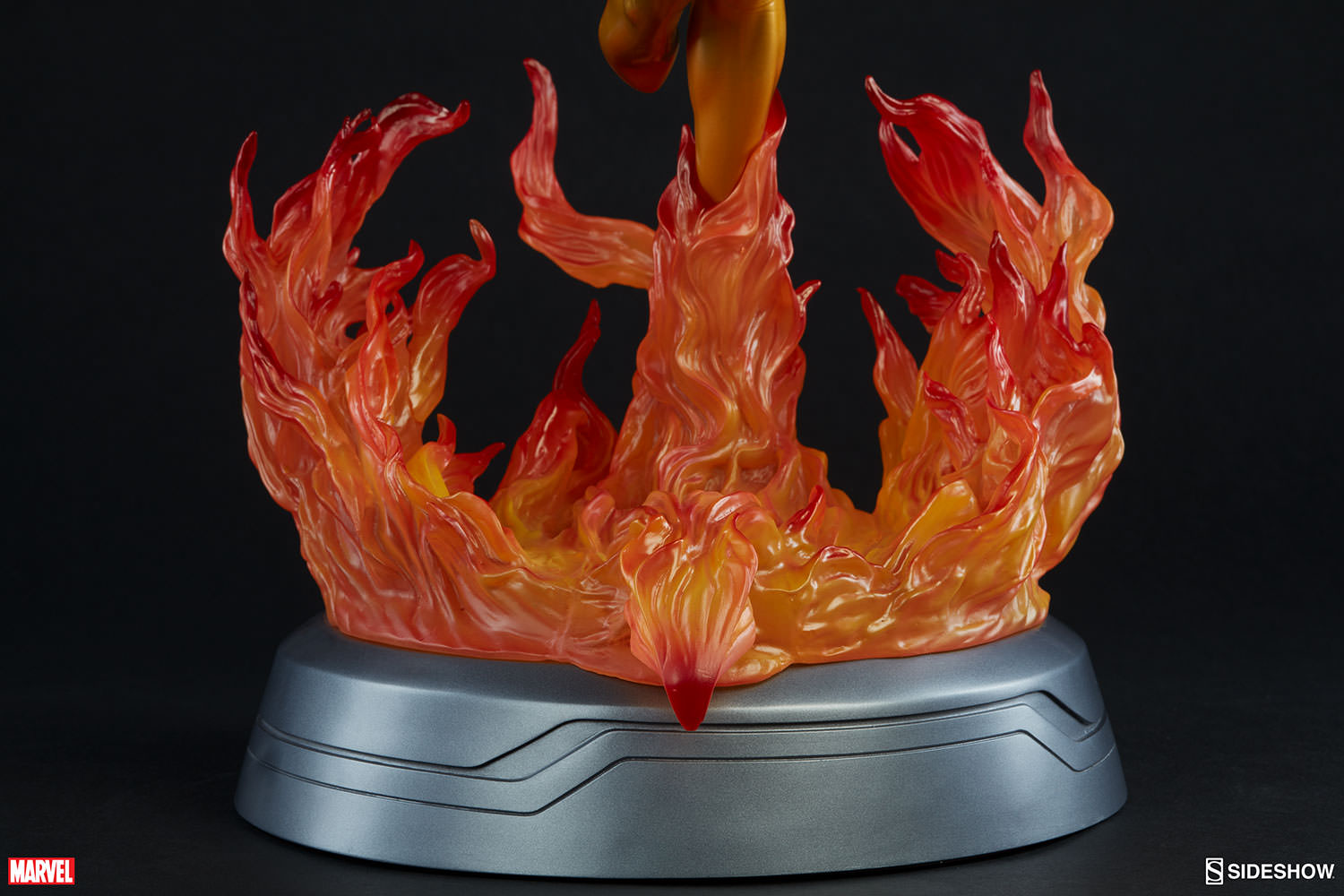 Dark Phoenix Premium Format™ Figure by Sideshow Collectibles
