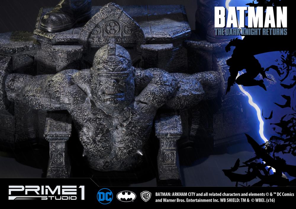Batman: Dark Knight Returns Polystone Statue 1/3 Scale EX Version