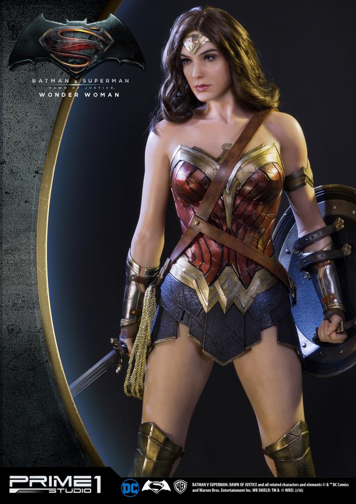 Batman VS Superman Justice Birth Wonder Woman Polystone Statue 1/2 Scale