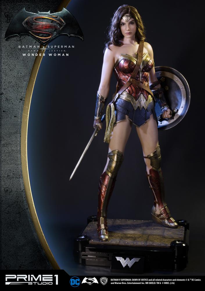 Batman VS Superman Justice Birth Wonder Woman Polystone Statue 1/2 Scale