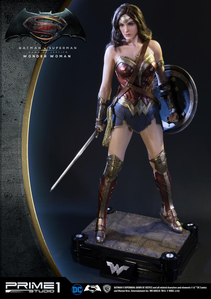 Batman VS Superman Justice Birth Wonder Woman Polystone Statue 1/2 Scale