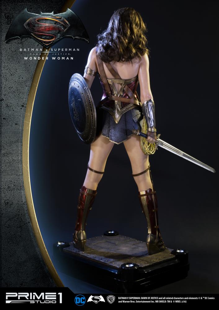 Batman VS Superman Justice Birth Wonder Woman Polystone Statue 1/2 Scale