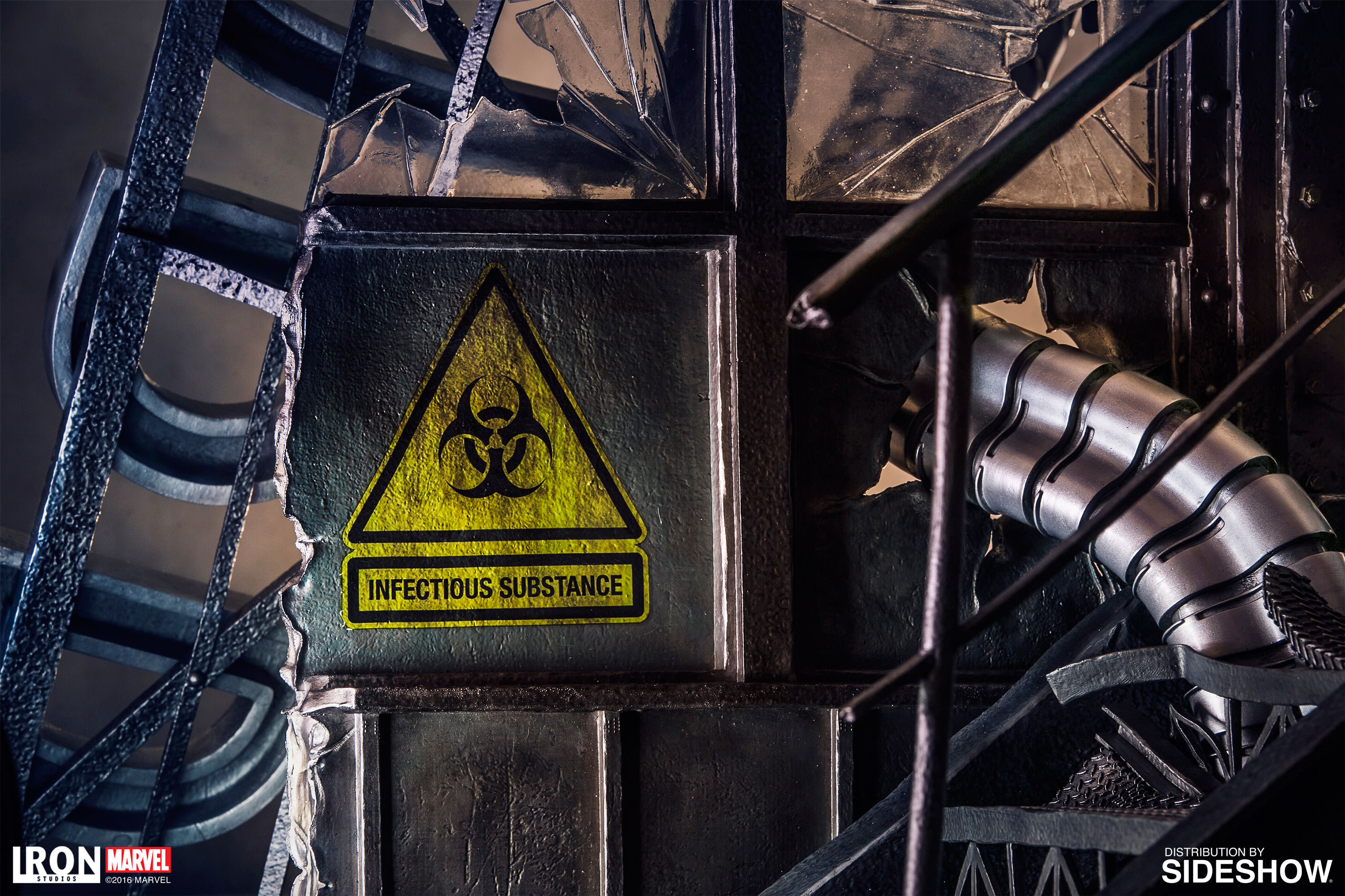 Marvel : Spiderman Polystone Statue [ Iron Studio ]