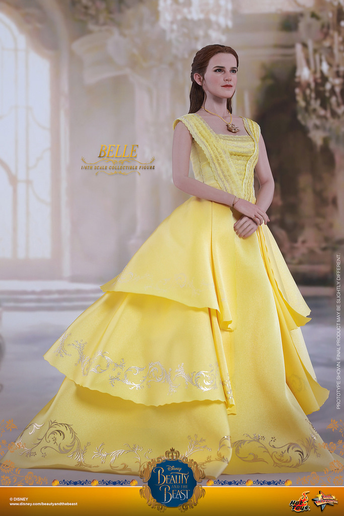 Beauty and the Beast –1/6th Scale Belle Collectible Figure