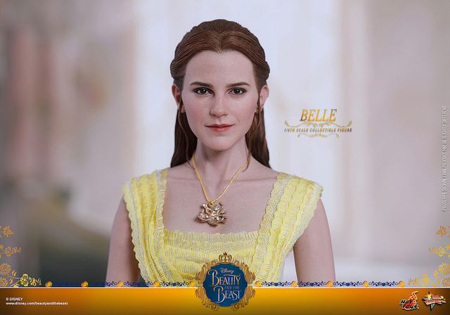 Beauty and the Beast –1/6th Scale Belle Collectible Figure