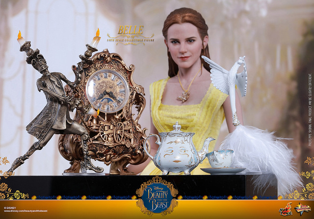 Beauty and the Beast –1/6th Scale Belle Collectible Figure