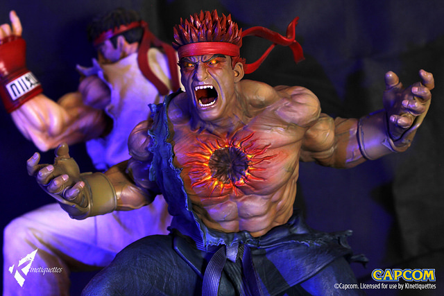 Ryu & Evil Ryu 1/4 ratio body statue!