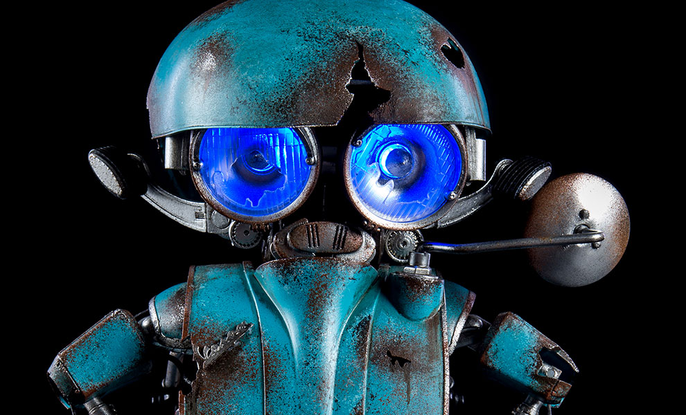 Autobot Sqweeks Sixth Scale Figure by ThreeA Toys