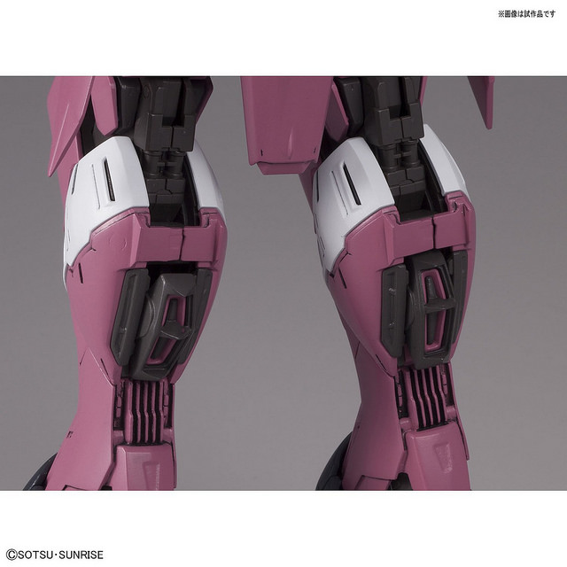 MG 1/100 ZGMF-X09A Justice Gundam Plastic Model from Mobile Suit Gundam SEED
