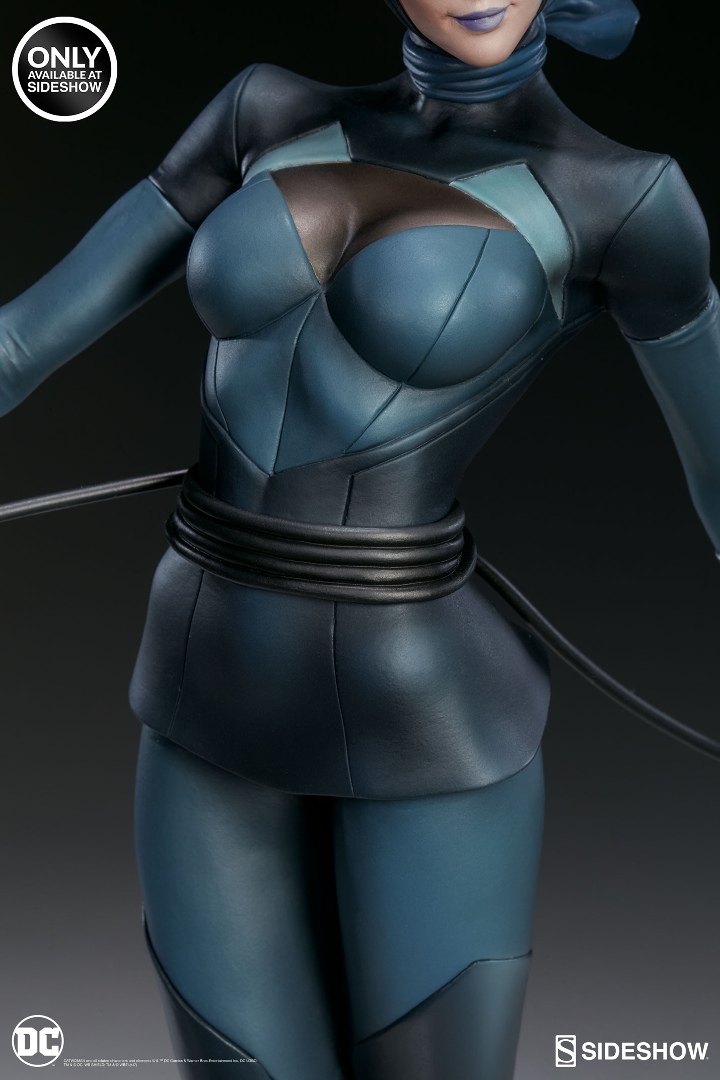 Catwoman Statue by Sideshow Collectibles