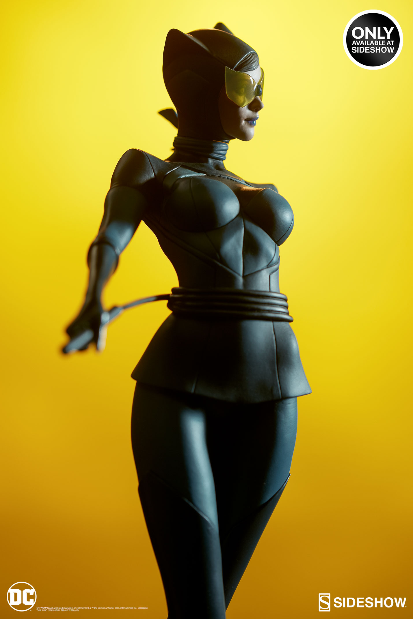 Catwoman Statue by Sideshow Collectibles