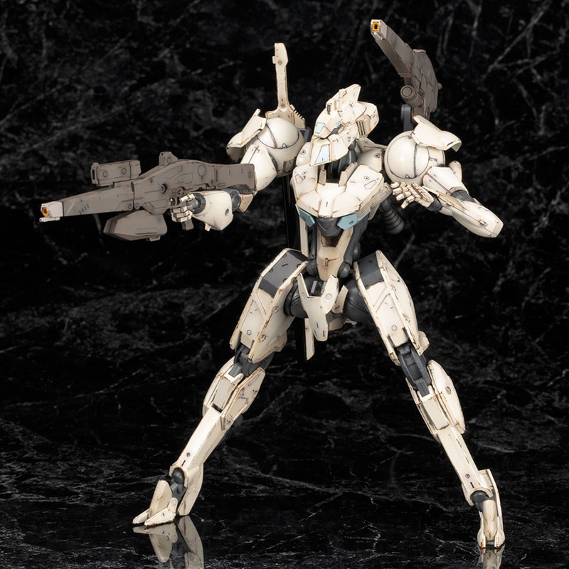 Frame Arms 1/100 Byakko Plastic Model