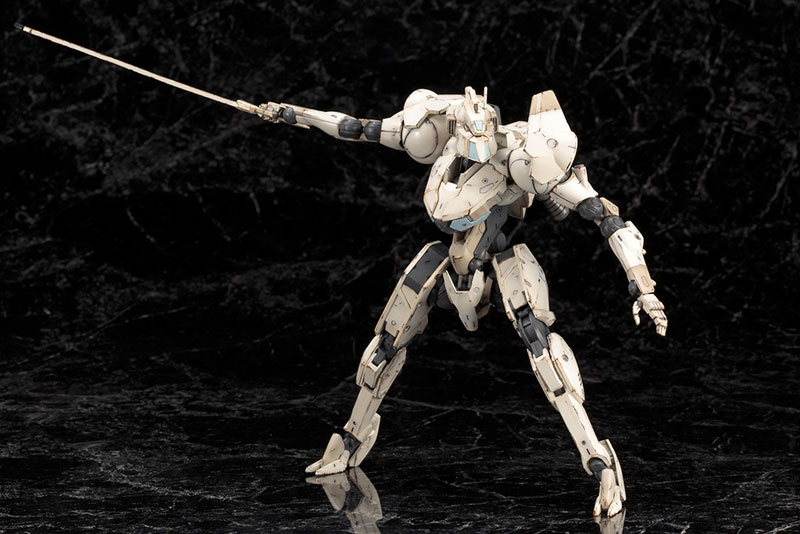 Frame Arms 1/100 Byakko Plastic Model
