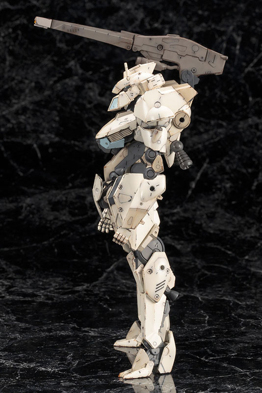Frame Arms 1/100 Byakko Plastic Model