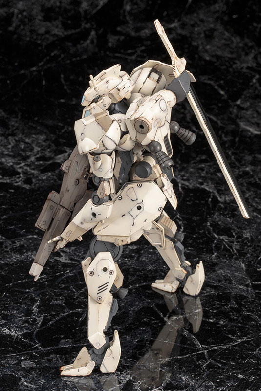 Frame Arms 1/100 Byakko Plastic Model