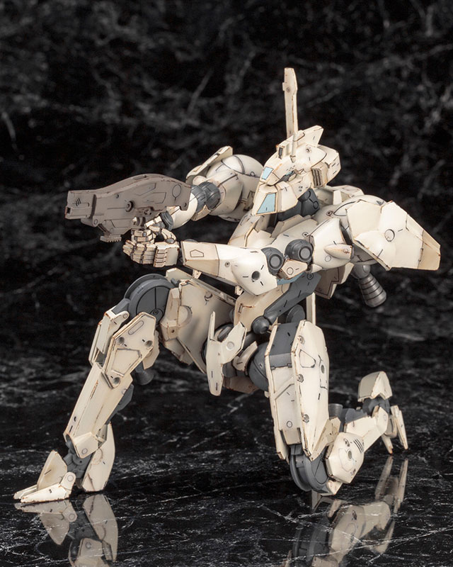 Frame Arms 1/100 Byakko Plastic Model