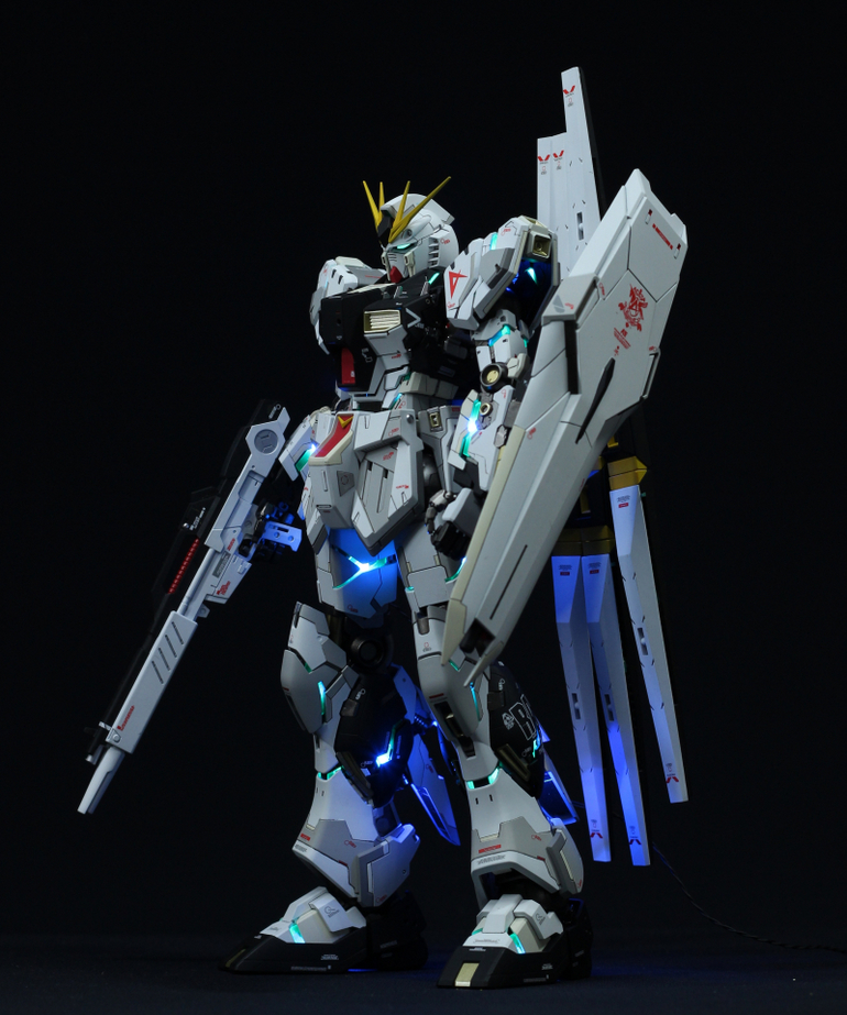 งาน custom: MG 1/100 RX-93 nu Gundam Ver. Ka + LED