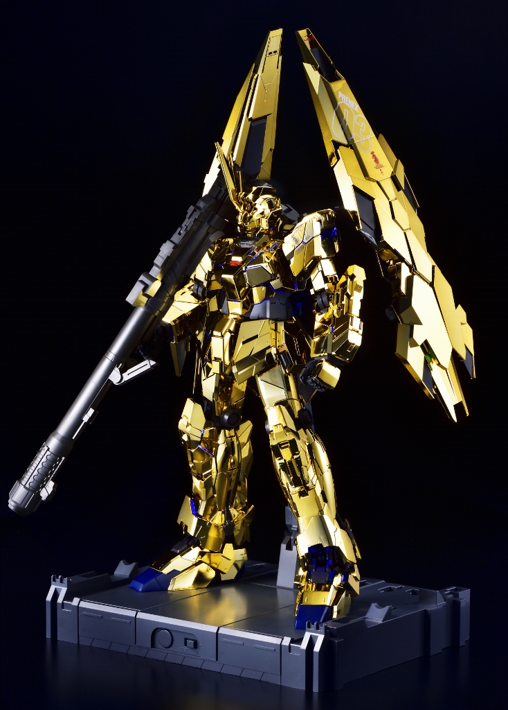 P-Bandai: PG 1/60 Unicorn Gundam ทองอร่ามทั้งตัว