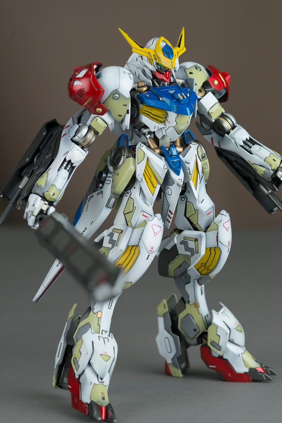 งาน custom: 1/100 Full Mechanics Gundam Barbatos Lupus