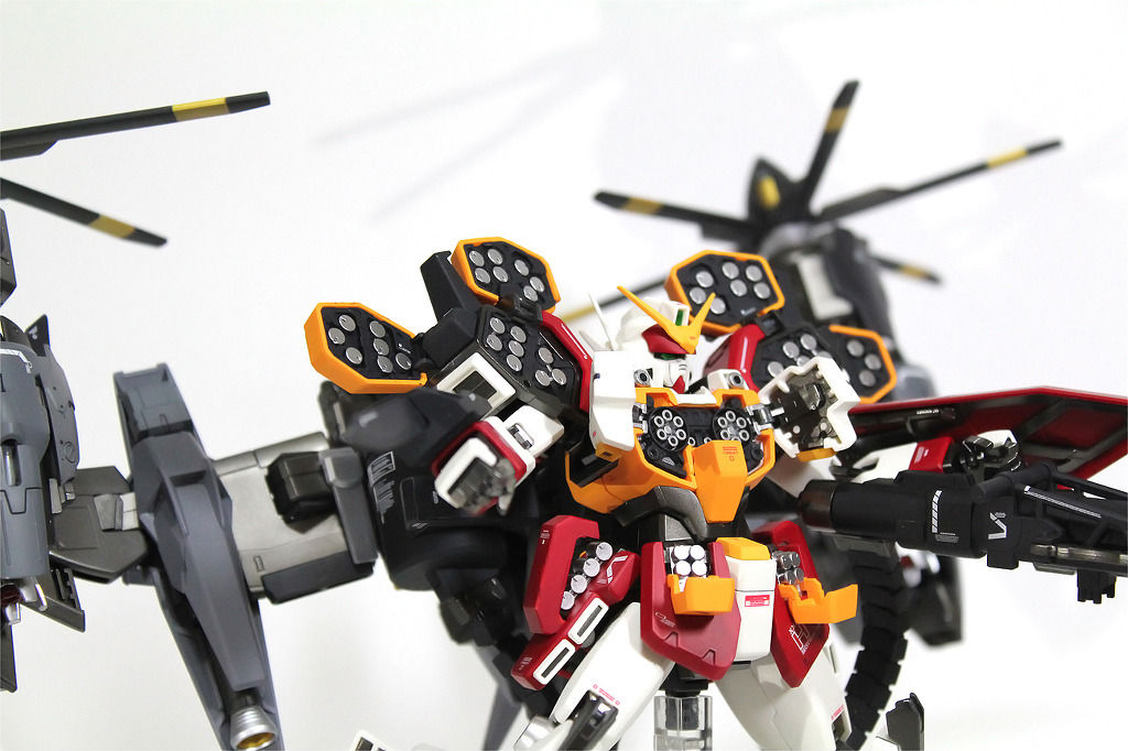 งาน custom : MG 1/100 Gundam Heavyarms [Damselfly]