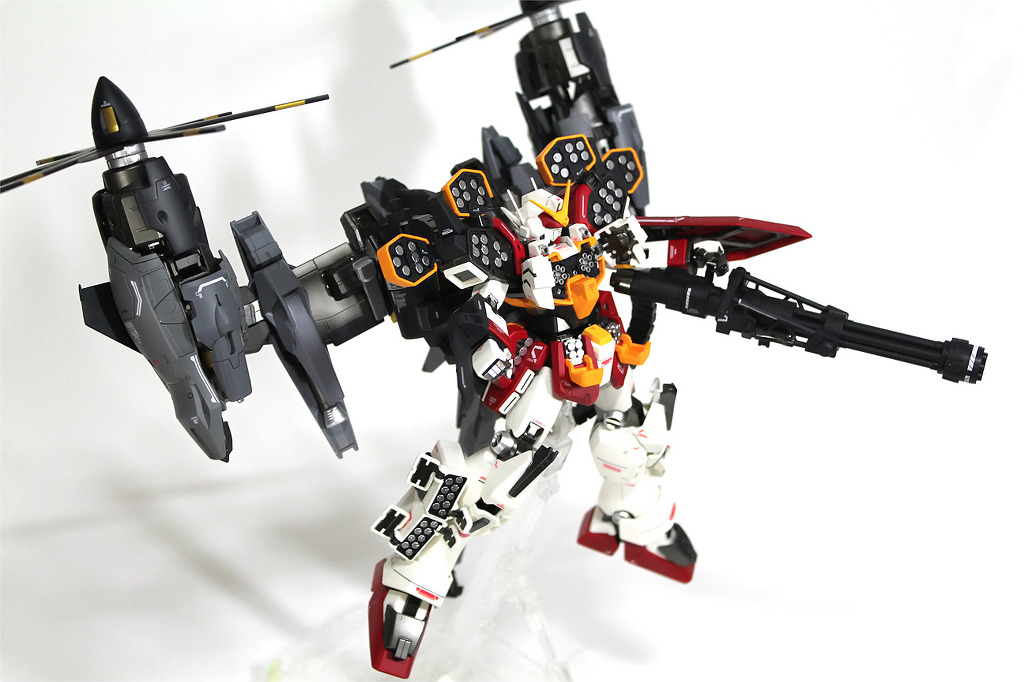 งาน custom : MG 1/100 Gundam Heavyarms [Damselfly]