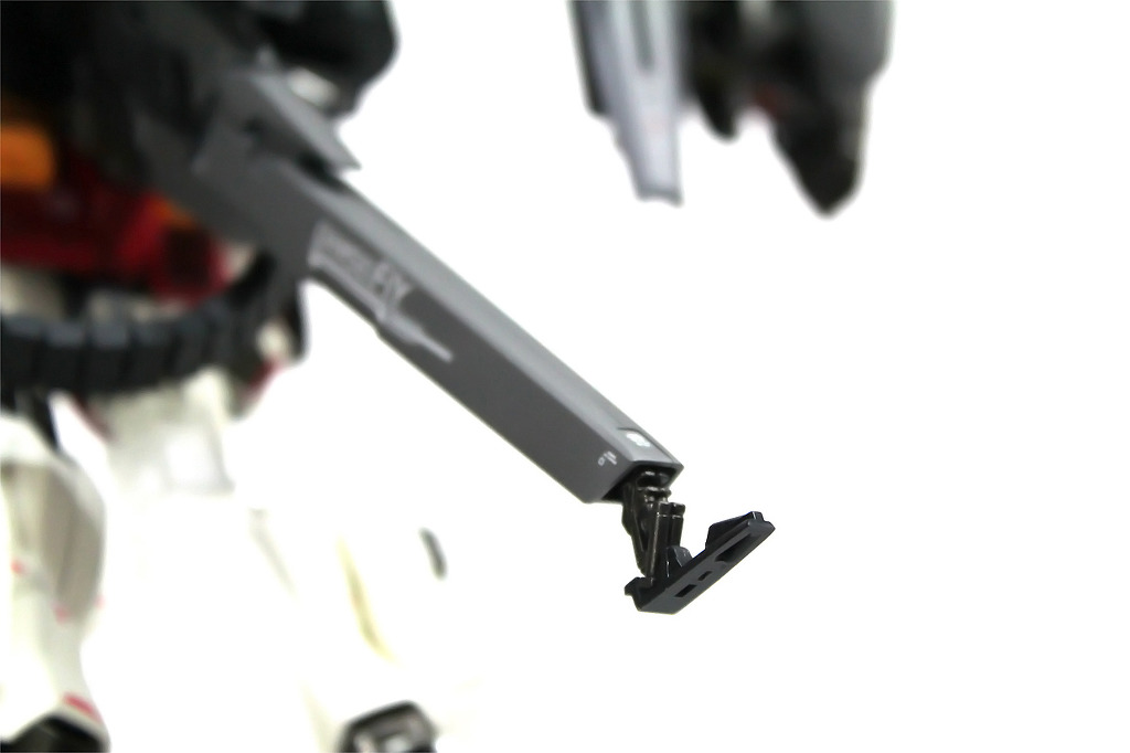 งาน custom : MG 1/100 Gundam Heavyarms [Damselfly]